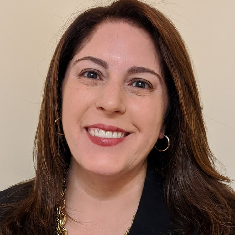 Jennifer Recker, UBS