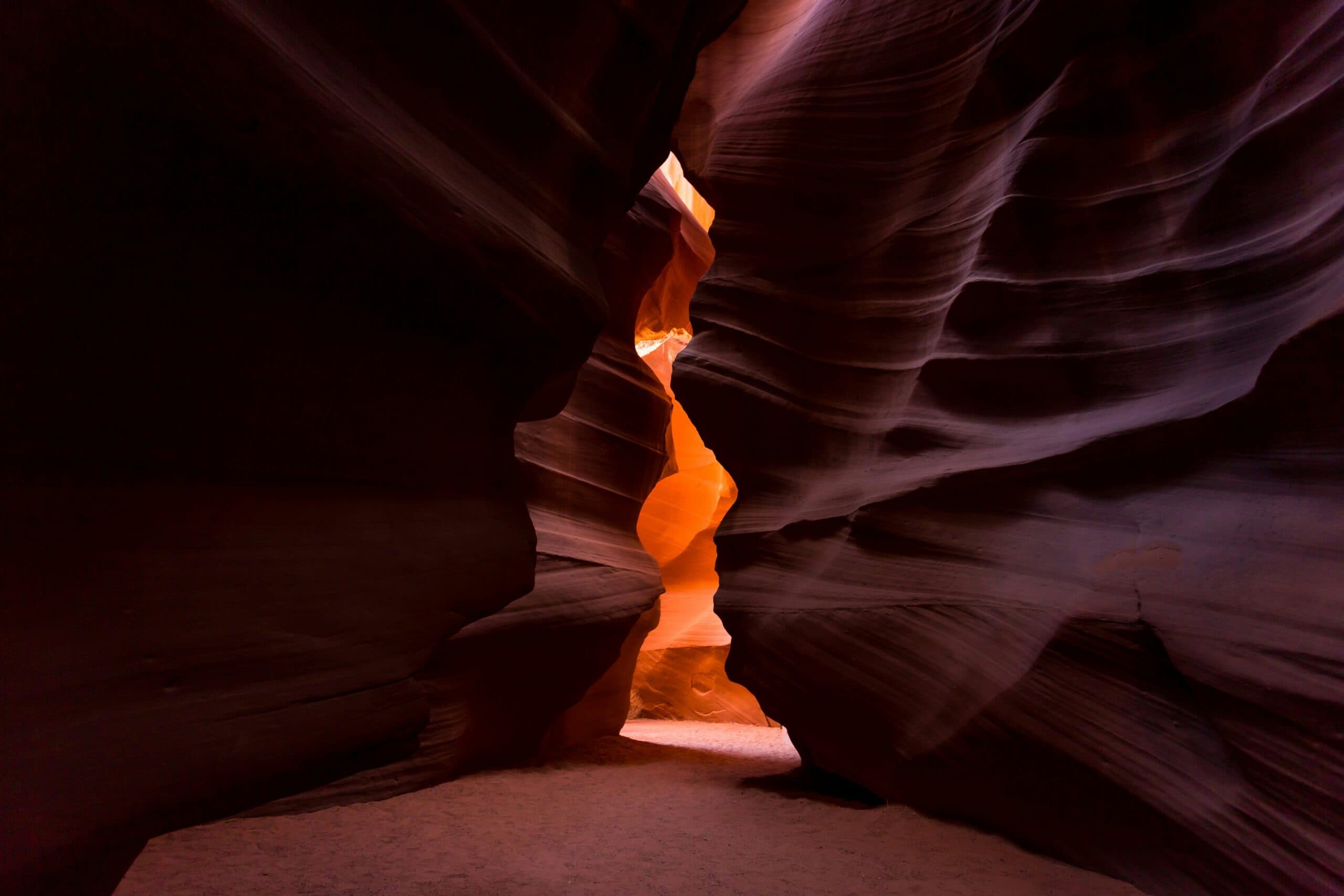 closing-the-gap-antelope-canyon-joe-gardner-4xv3lqnanYc-unsplash-scaled.jpg