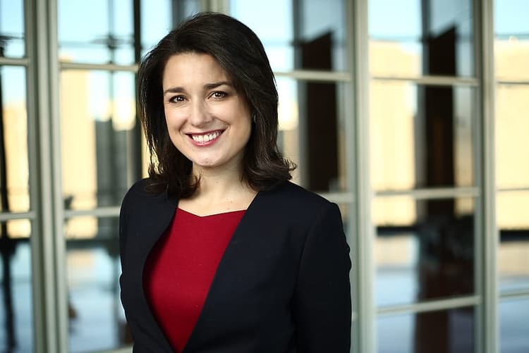 Mary-Hunter McDonnell